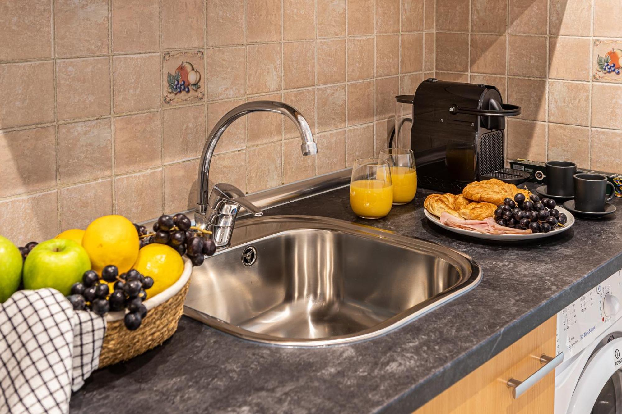 Waou Gran Via Apartment III - Corta Duracion Madrid Eksteriør billede